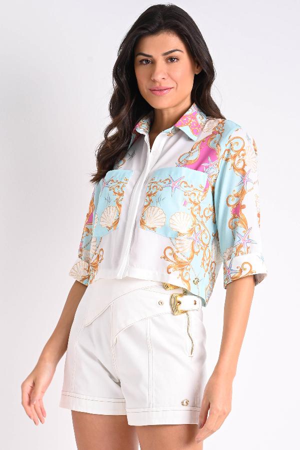 CAMISA CROPPED BARRA DIFERENCIADA E BOLSOS