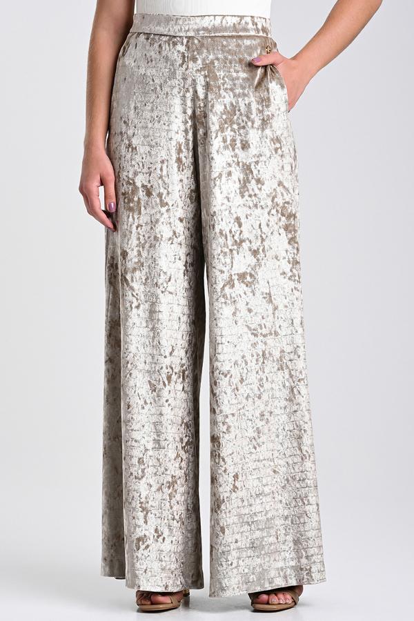 CALÇAS EM MALHA DE VELUDO