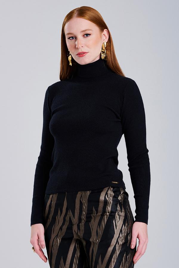 BLUSA GOLA EM TRICOT