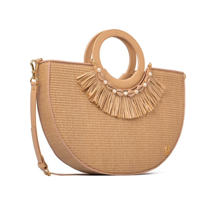 MALA DE RAFIA COM BUZIOS E PEROLAS