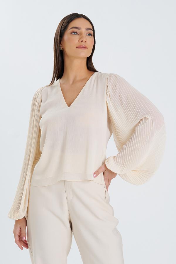 BLUSA DECOTE V COM MANGA PLISSADA