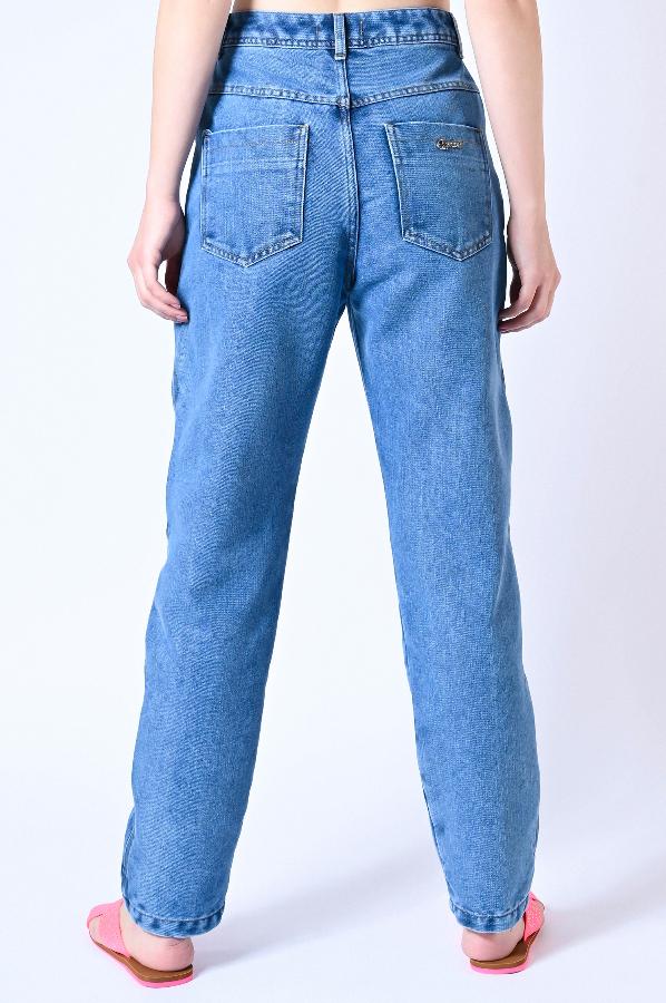 CALÇA MOM DENIM COM DETALHE LATERAL