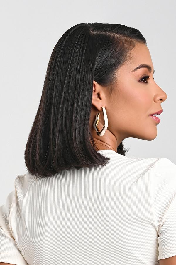 BRINCO DE METAL COM ACRILICO