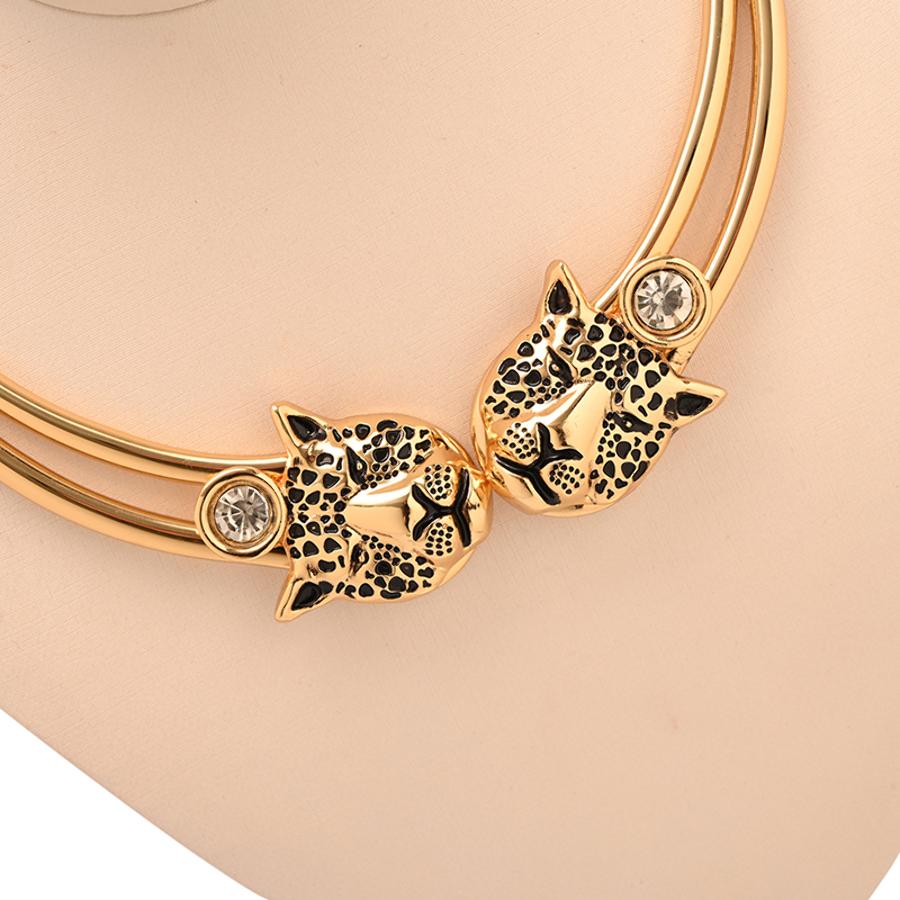 COLAR COM ENFEITE DE ONÇA