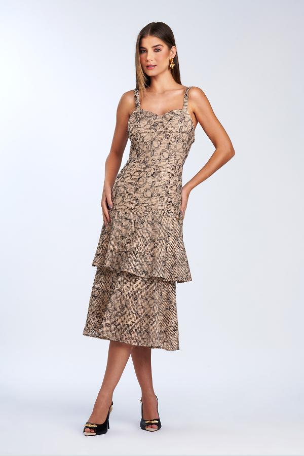 VESTIDO DE BABADOS EM TELA