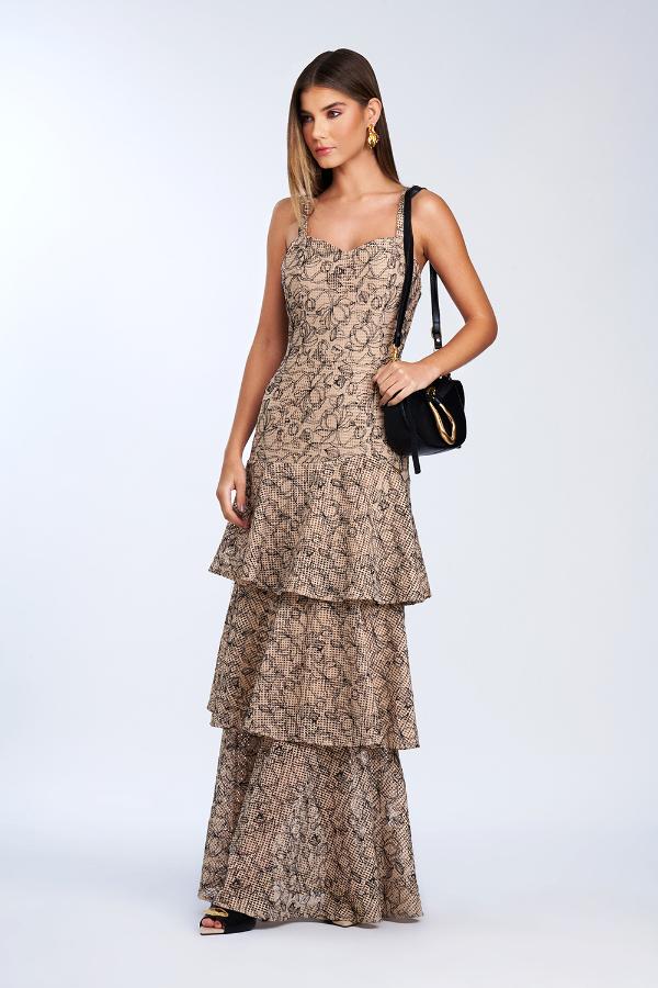 VESTIDO DE BABADOS EM TELA