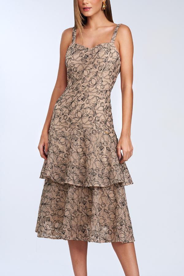 VESTIDO DE BABADOS EM TELA