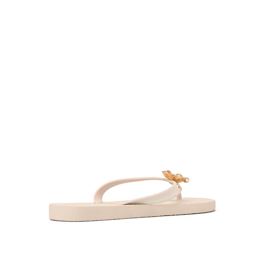 CHINELO COM METAL EM FORMATO DE FLOR