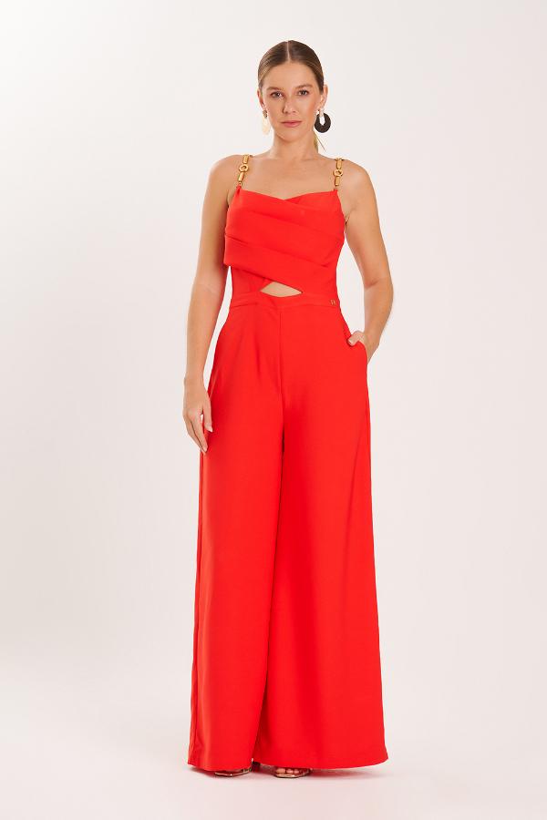 MACACÃO BARDOT COM PEITO EM TOMAS