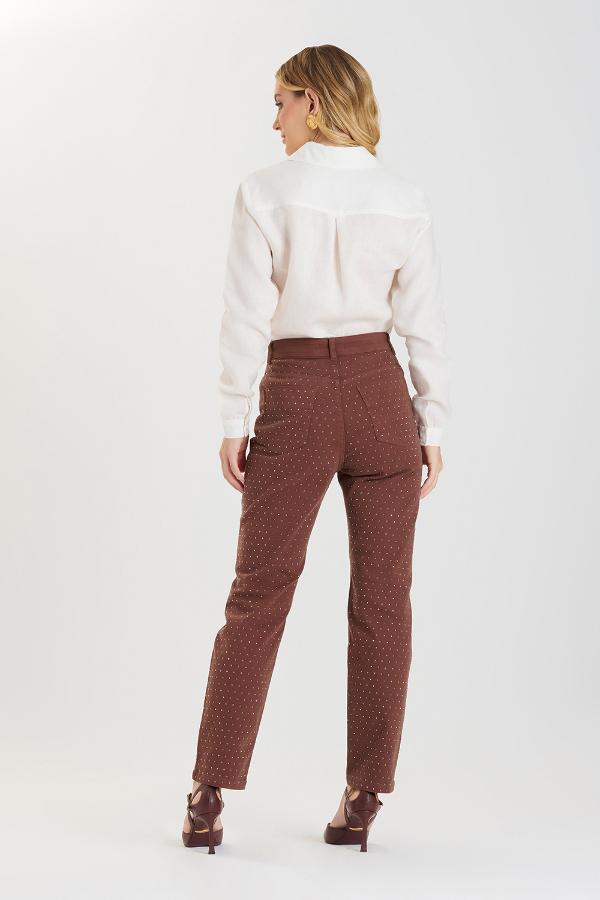 CALÇA MOM SLIM CHOCOLATE