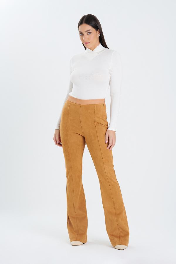 CAMISOLA BASICA EM MALHA TRICOT