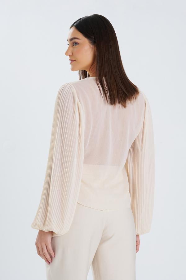 BLUSA DECOTE V COM MANGA PLISSADA