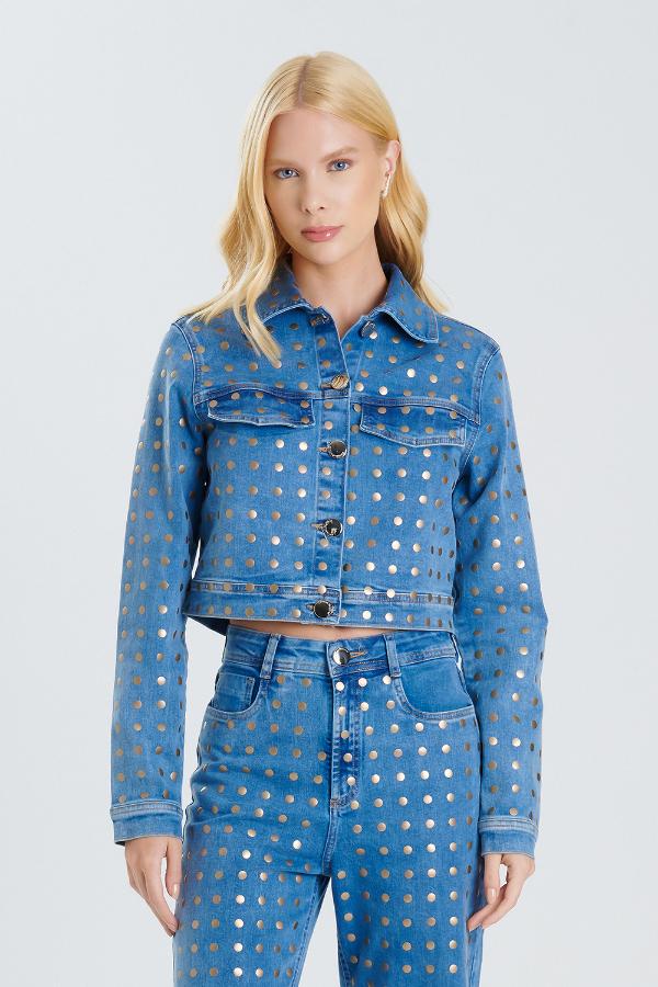CASACO JEANS SLIM COM TACHAS