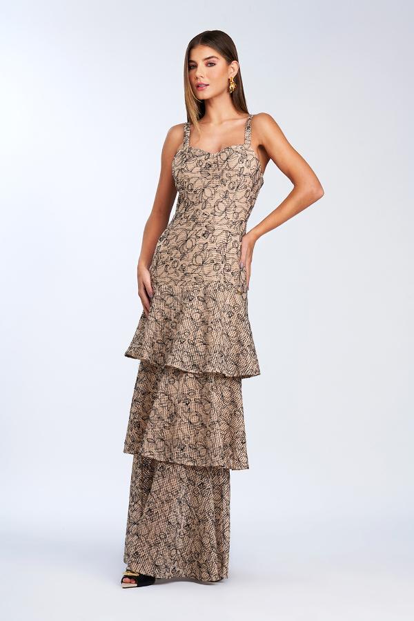 VESTIDO DE BABADOS EM TELA