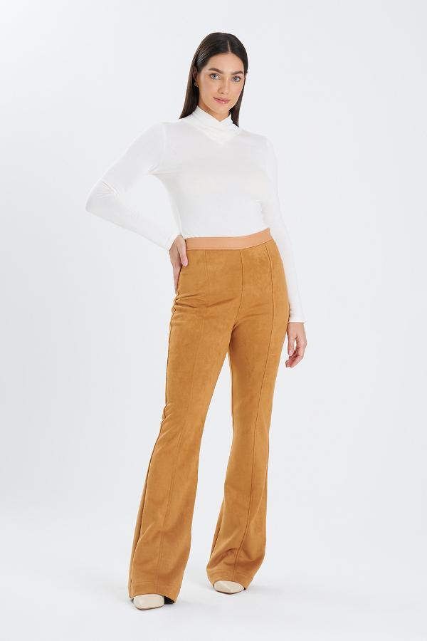 CAMISOLA BASICA EM MALHA TRICOT